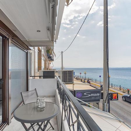 Ferienwohnung Modern Seaside Oasis In Pireas, Seaview & King Bed Exterior foto