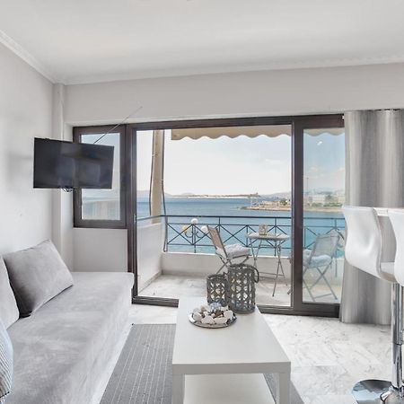 Ferienwohnung Modern Seaside Oasis In Pireas, Seaview & King Bed Exterior foto